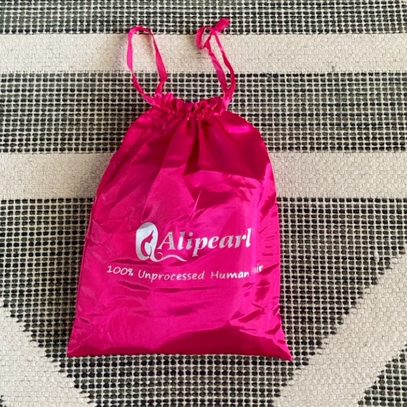 New Alipearl 5x5 Lace Closure Wig 22 Inches with Bonus Lashes - Picture 2 of 7